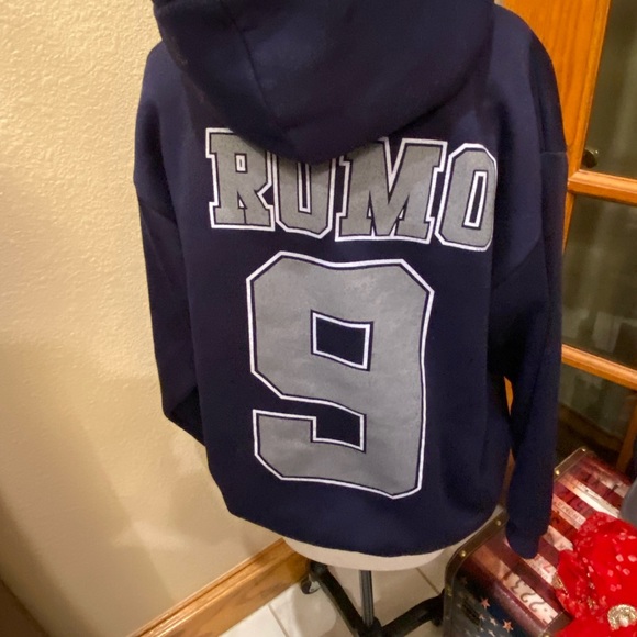 Dallas Cowboys hoodie size M Romo on the back - Picture 3 of 7